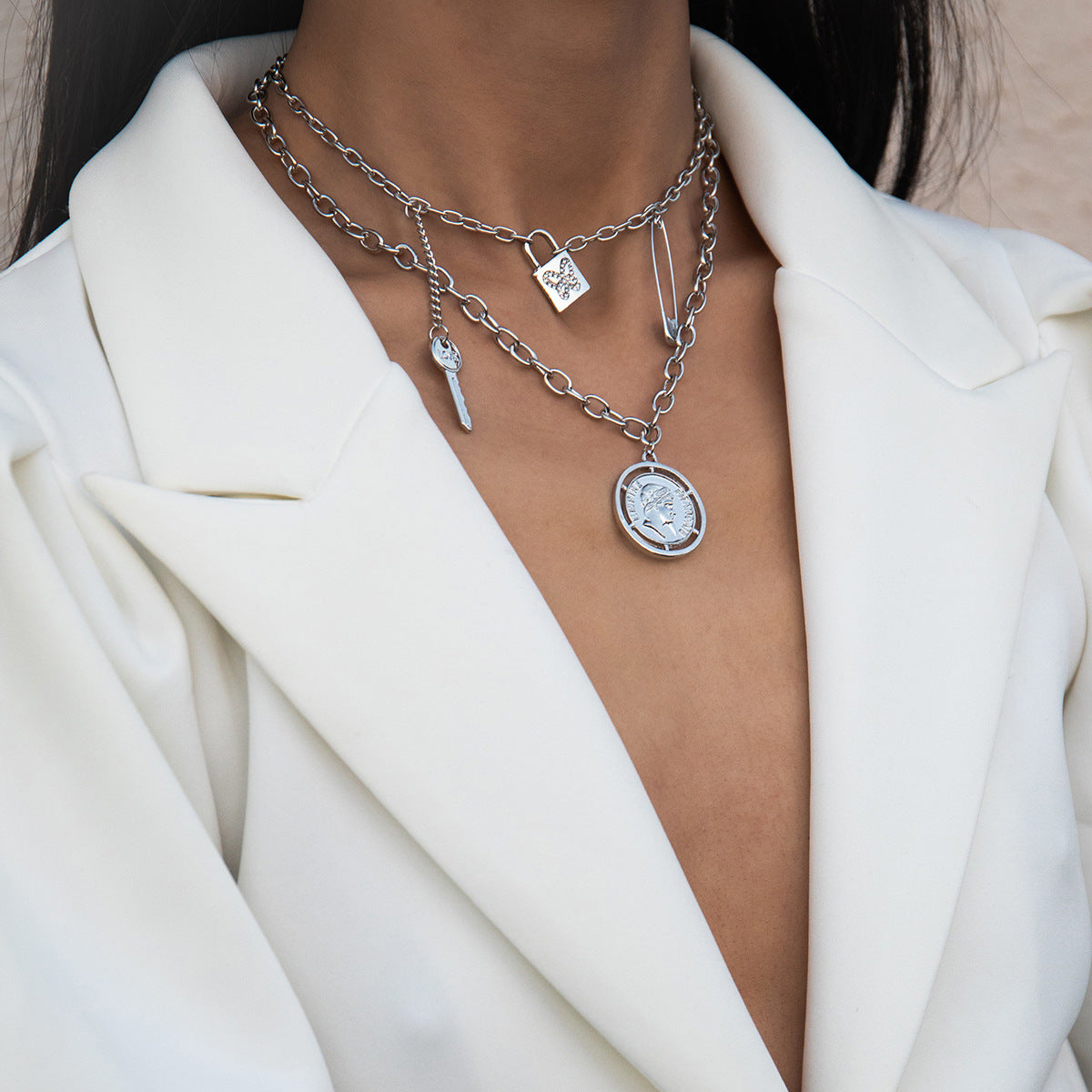 Ornaments Exaggerated Retro Portrait Pin Items For Women